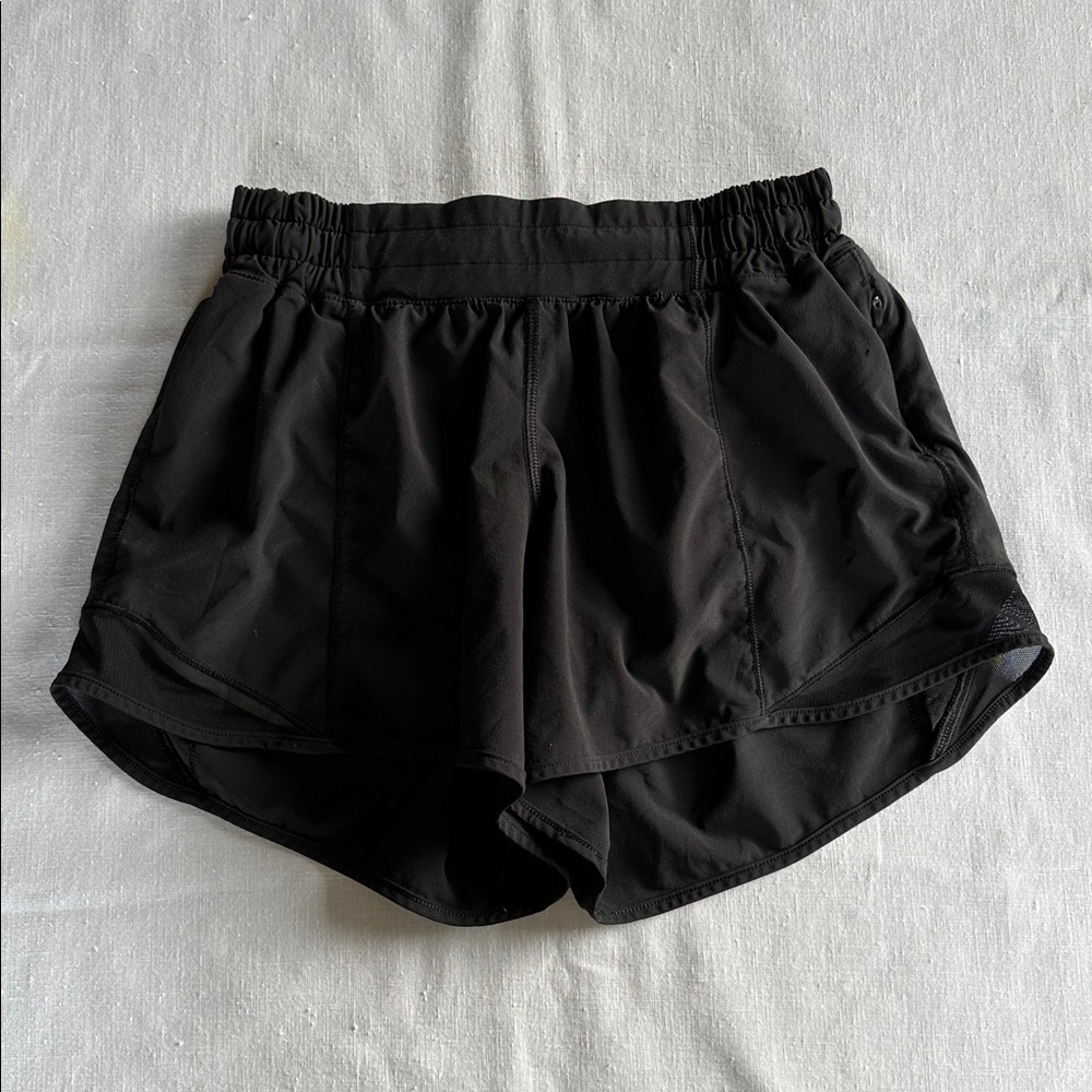 Lululemon Hotty Hot Short 4 Tall Black